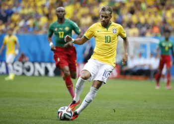 Double nationalité : Neymar gifle les footballeurs africains