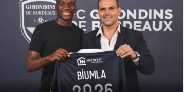 Bordeaux : Emmanuel Junior Biumla passe pro