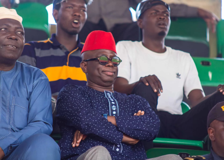 Le Tas réhabilite Guibai Gatama et Cie