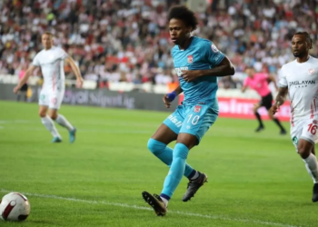 Super Lig : Sivasspor et Clinton Njié prennent un point