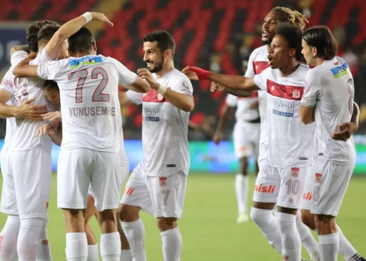 Turquie : Clinton Njie, l’espoir d’un retour en sélection