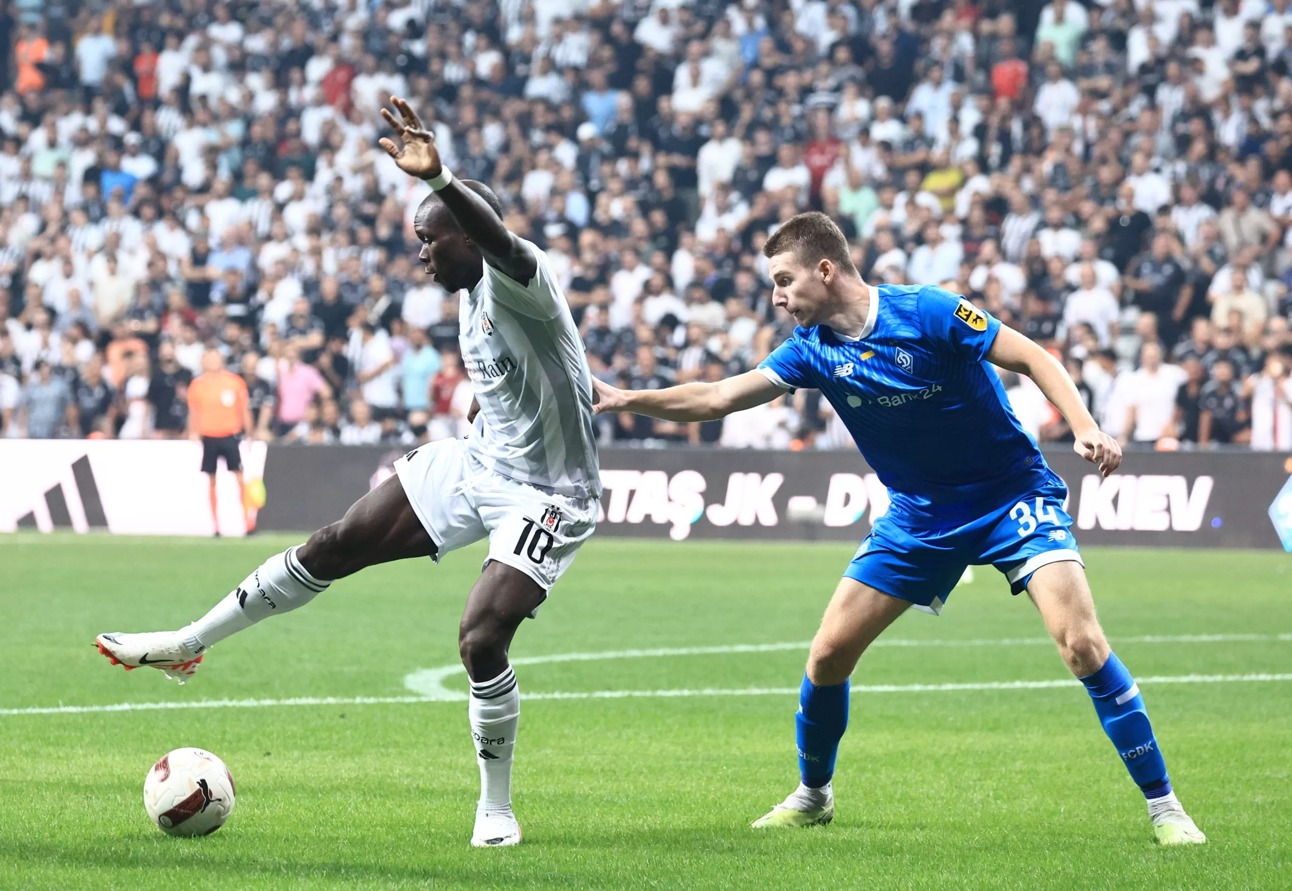 Ligue Europa conférence : Vincent Aboubakar marque et nargue