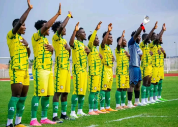 Elite One : Canon enchaine, Fauve Azur en difficulté