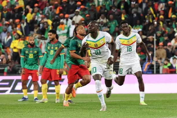 Sadio et le Sénégal placardent le Cameroun