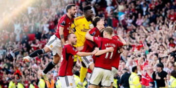 Man Utd coule Brentford avec un doublé de McTominay