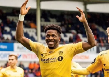 Europa Conference : Moumbagna à l’assaut d’Aboubakar