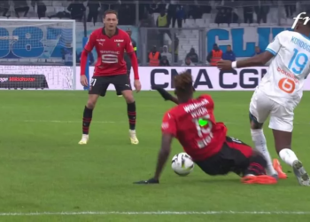 Ligue 1 : Christopher Wooh voit rouge, Rennes s&rsquo;incline
