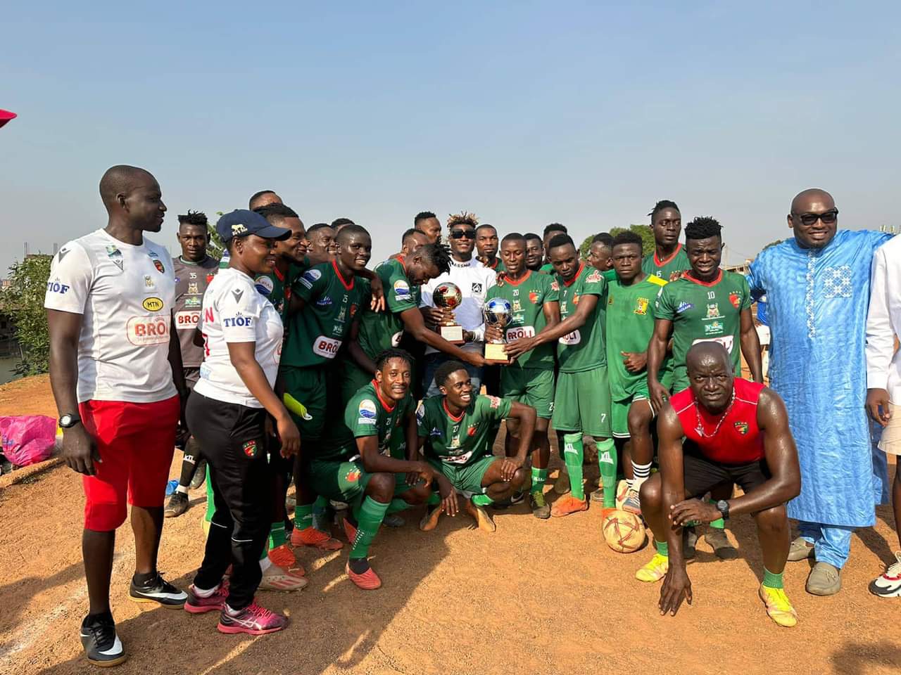 Comeback : Emmanuel Mahop de retour au Canon