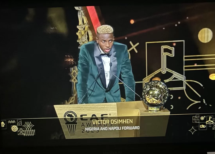 CAF Awards 2023 : Victor Osimhen élu Joueur de l’année
