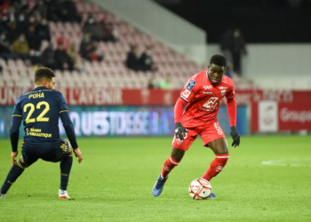 Younoussa et Rodez massacrent Stade Mayennais