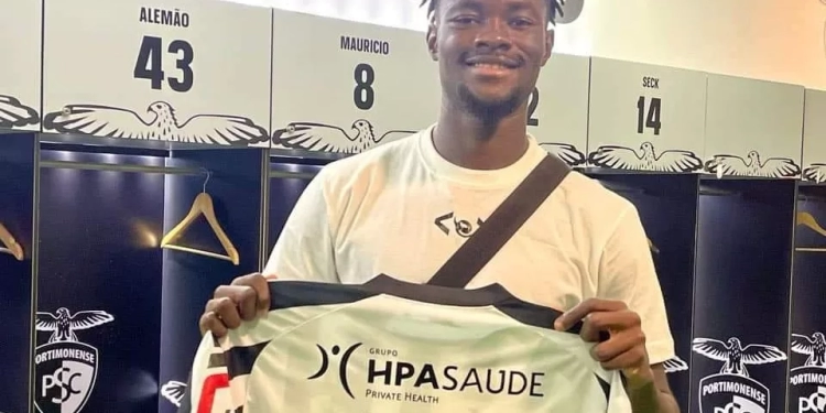 Transfert : Steve Mvoue signe à Portimonense