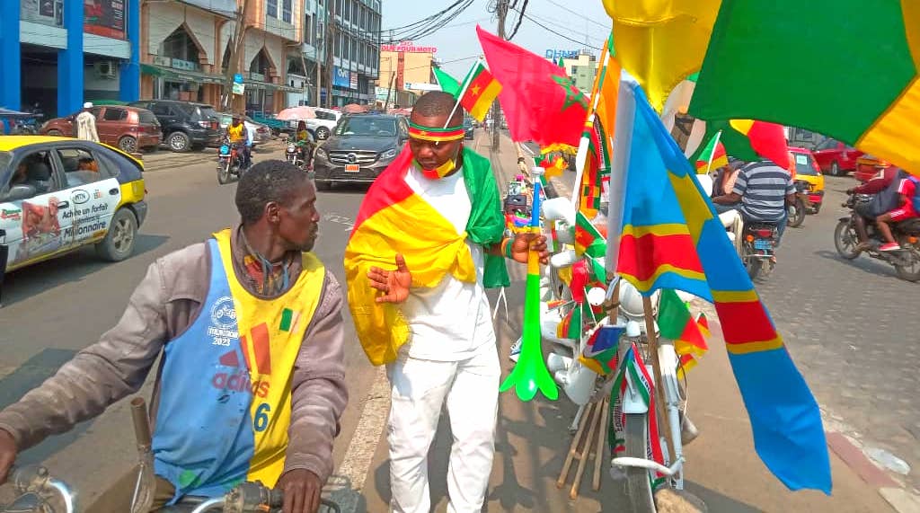 A Douala, la ferveur autour des Lions, ce n'est pas vraiment ça