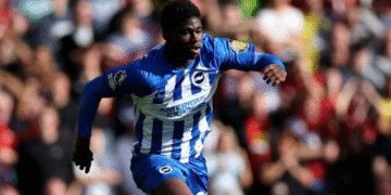 Carlos Baleba, As Roma, Premier , Manchester, Aston Villa Nottingham Forest, Burnley, Everton