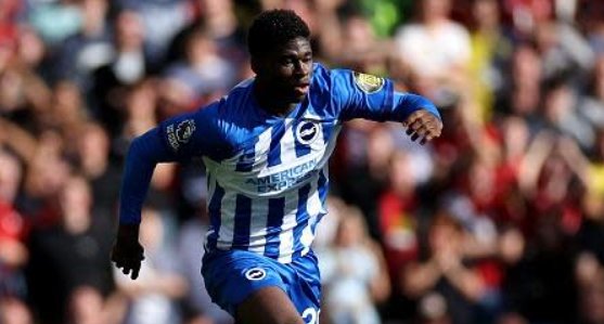 Carlos Baleba, As Roma, Premier , Manchester, Aston Villa Nottingham Forest, Burnley, Everton