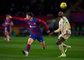 Liga : Martin Hongla et Granada résistent à Barcelone