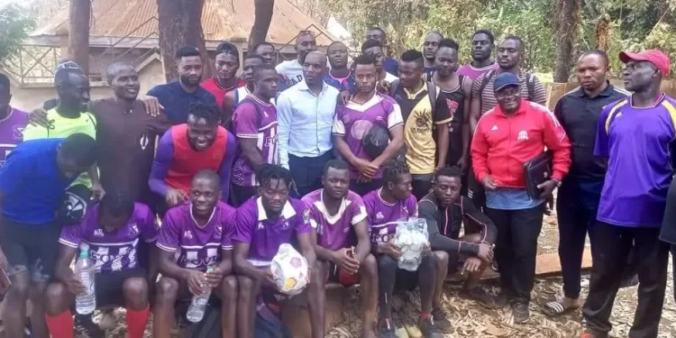 Geremi Njitap a rendu visite à Fovu de Baham