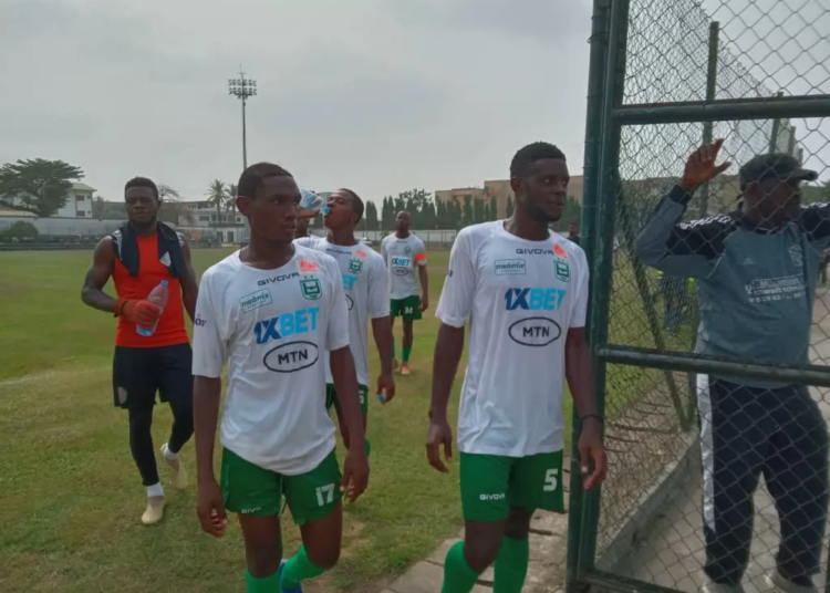 Union s’impose dans la douleur en amical