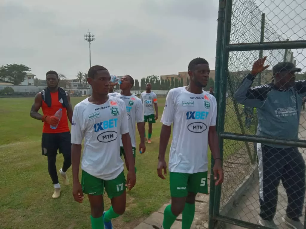 Union s’impose dans la douleur en amical