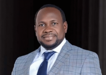 Pascal Abunde, ACEC, Fécafoot, Samuel Eto'o, Play-offs