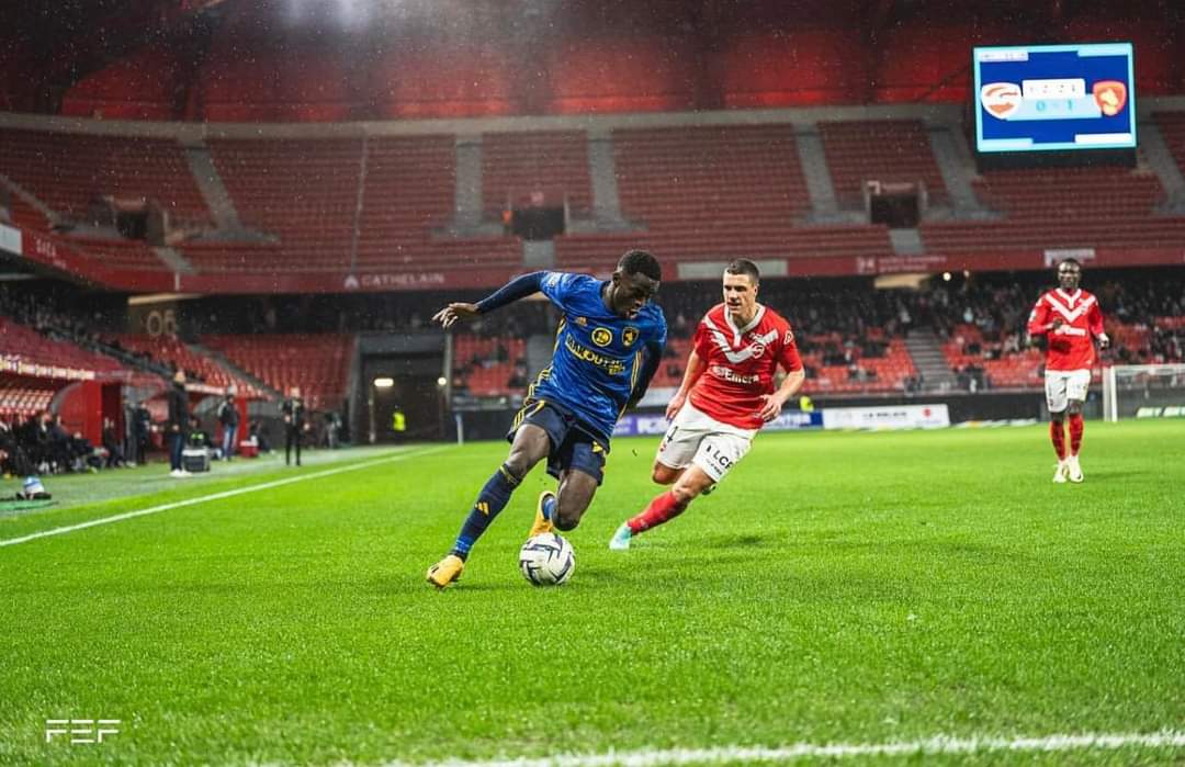 Ligue 2 : Rodez et Younoussa s’imposent à Valenciennes