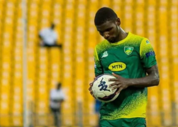 Jules Armand Kooh, Les Astres de Douala