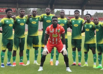 Apejes de Mfou, Les Astres, UMS