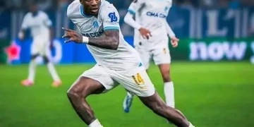 OM : Daniel Riolo tacle encore Faris Moumbagna