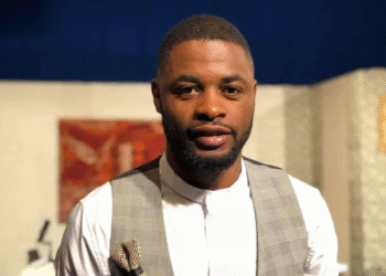 Hugo Ekitike, Alexandre Song, Marc Brys