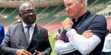 Marc Brys en visite au stade Olembe