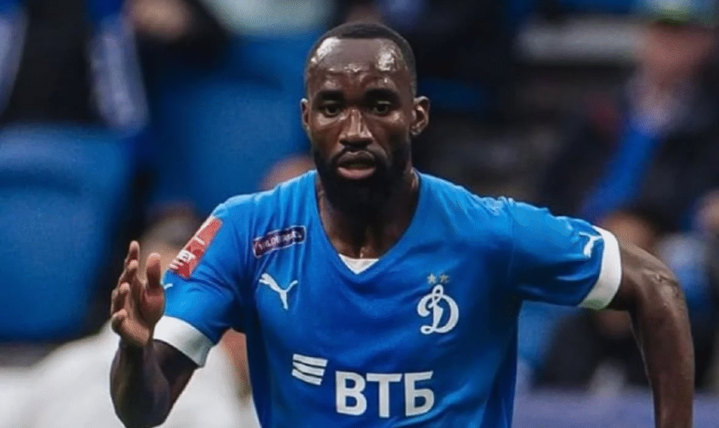 Moumi Ngamaleu, Dynamo Moscou, Russie