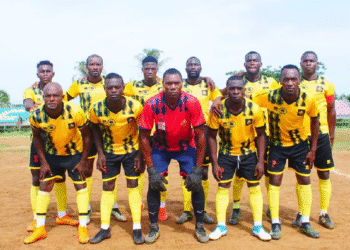 Apejes de Mfou, Tarzan d'Obala, Yosa, amateurs