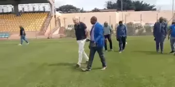 Marc Brys en visite au stade de Ngoa Ekelle