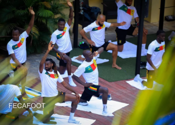 Angola – Cameroun : le réveil musculaire des Lions indomptables en images