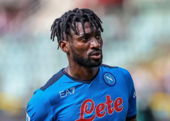 Naples : Zambo Anguissa intransférable