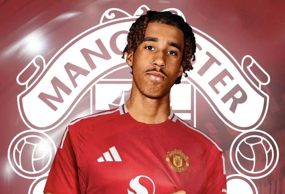 Man United et André Onana se renforcent en défense