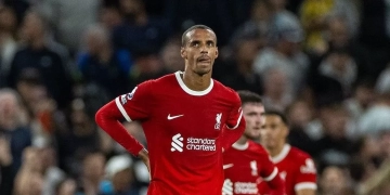 Le champion d’Allemagne piste Joël Matip