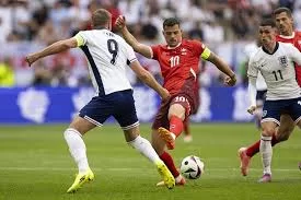 Breel Embolo, Angleterre, Suisse