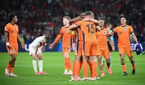Pays Bas, Turquie, Angleterre, Memphis Depay
