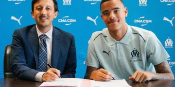 Marseille : un nouveau concurrent pour Faris Moumbagna