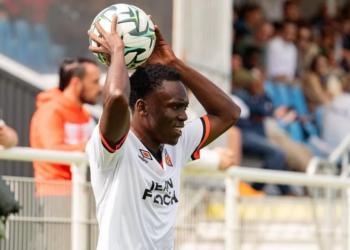 Lorient : Arthur Avom prend du galon