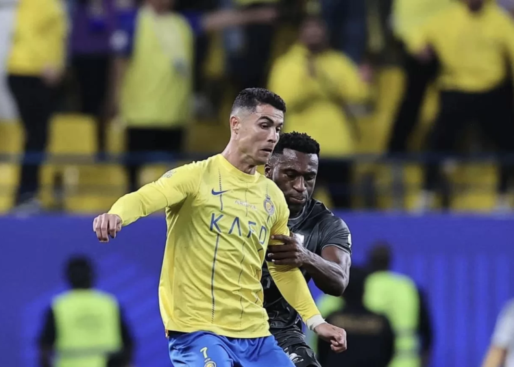 Saudi Pro League : Omar Gonzalez accroche Cristiano Ronaldo