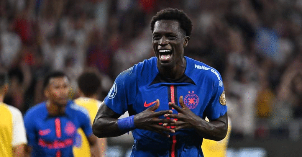 Joyskim Dawa, Steaua Bucarest, Ligue des champions