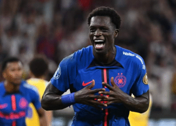 Joyskim Dawa, Steaua Bucarest, Ligue des champions