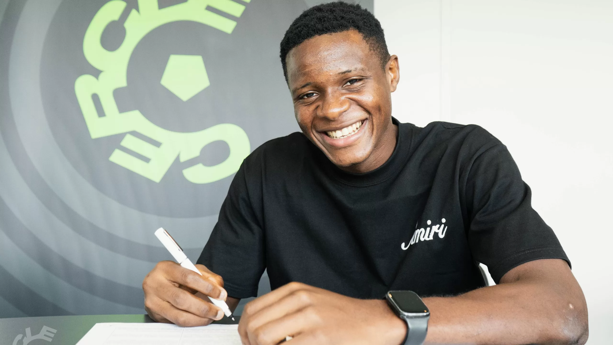 Esuka Esoh de Best Stars Academy au Cercle de Bruges en Belgique