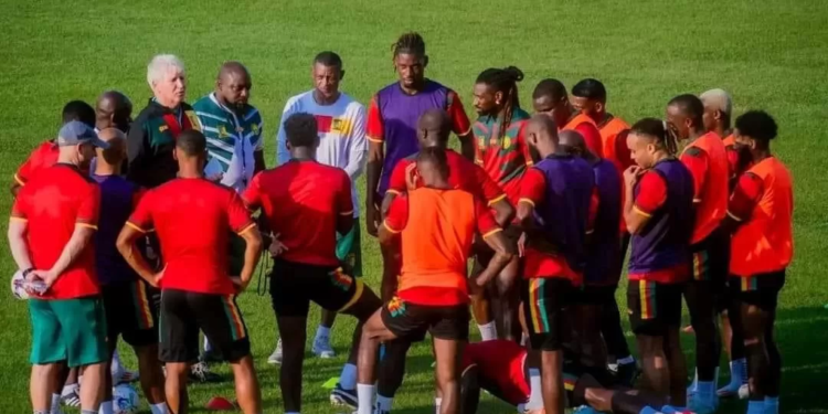 Les Lions Indomptables en réunion de crise à la Primature