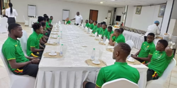 Les Lions U20 débarqués de l’avion, retournent à l’hôtel