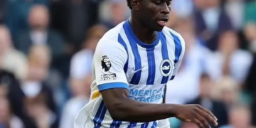 L’Angleterre sous le charme de Carlos Baleba