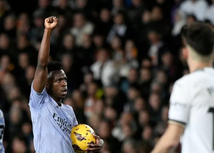 Ballon d'Or : la faute de Vinicius Jr est-il d'être un noir ?