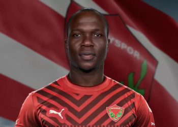 Vincent Aboubakar marque et sort de sa léthargie