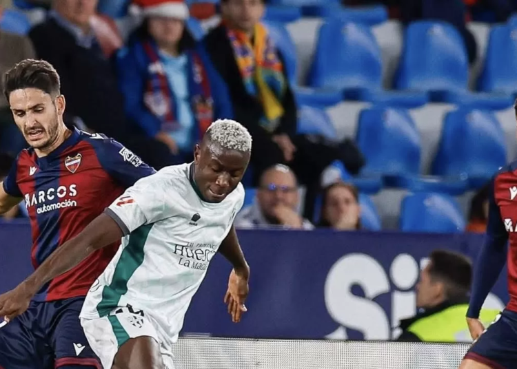 Liga 2 : Patrick Soko sauve encore Huesca